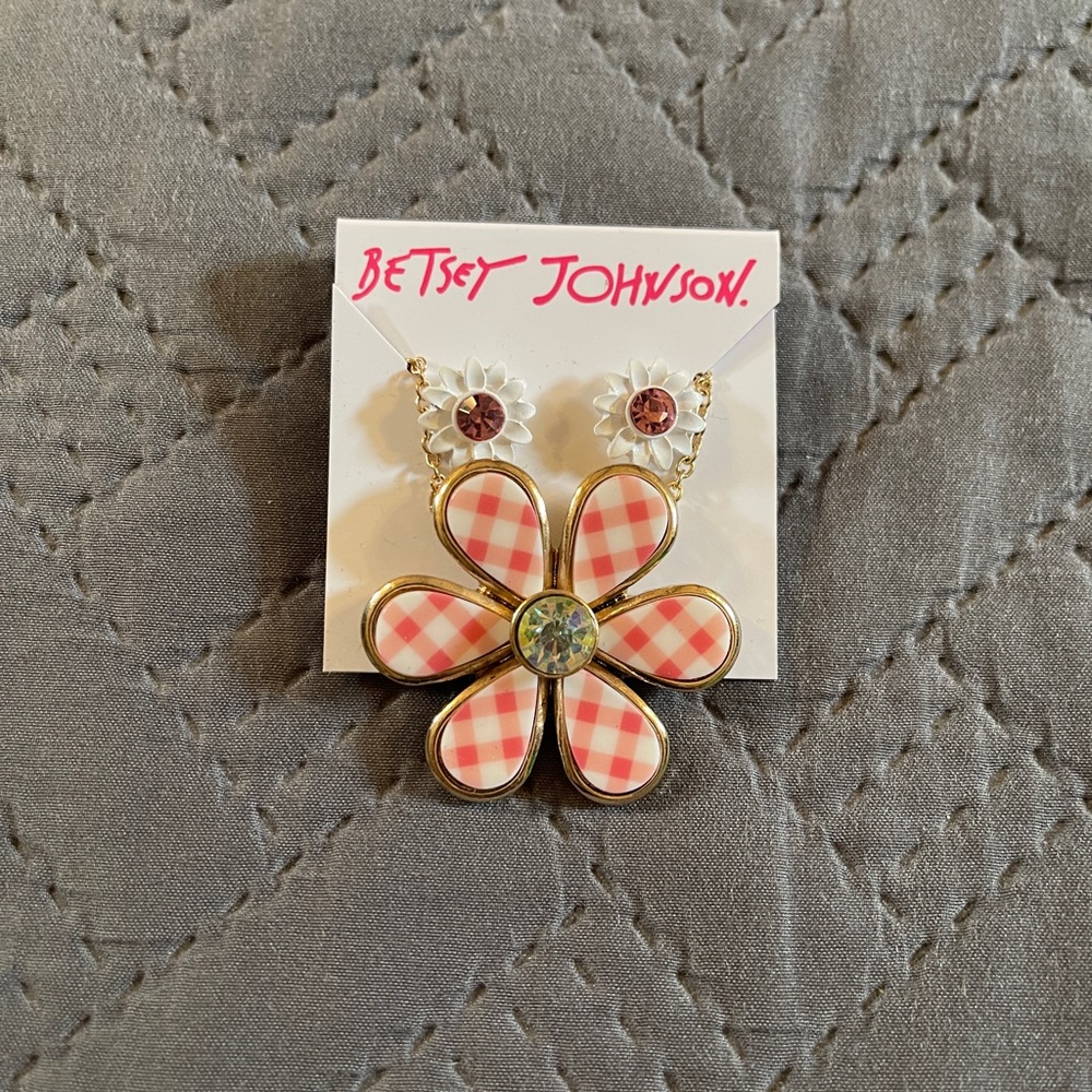 Betsey Johnson Flower Necklace & Earrings NWT